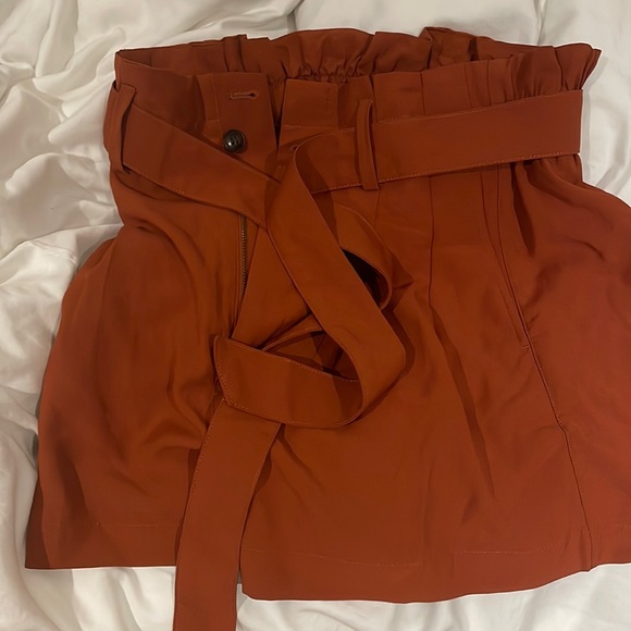 Madewell drapey paperbag shorts - Picture 5 of 8